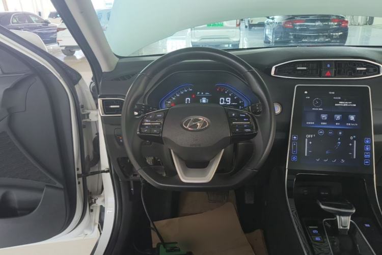 Used Hyundai ix25 2020 1.5L CVT GLS Smart Model Steering Wheel