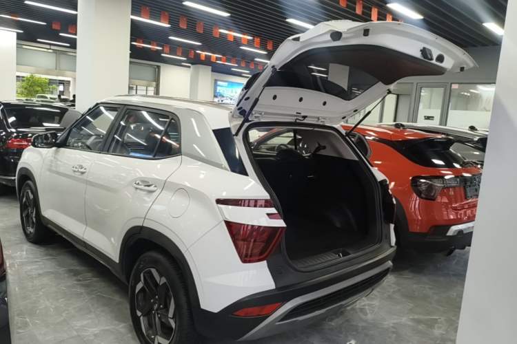 Used Hyundai ix25 2020 1.5L CVT GLS Smart Model Trunk