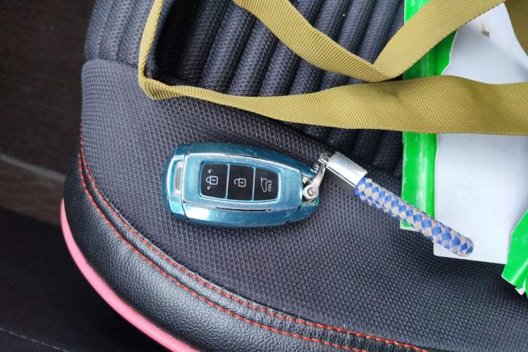 Used Hyundai ix25 2020 1.5L CVT GLS Smart Model Vehicle Key