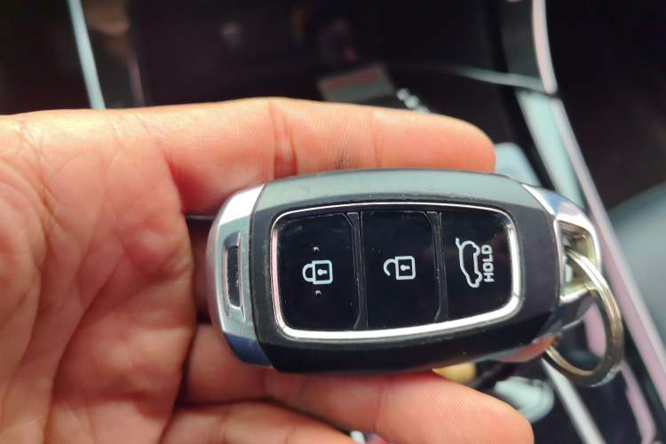 Used Hyundai ix25 2020 1.5L CVT GLS Smart Model Vehicle Key