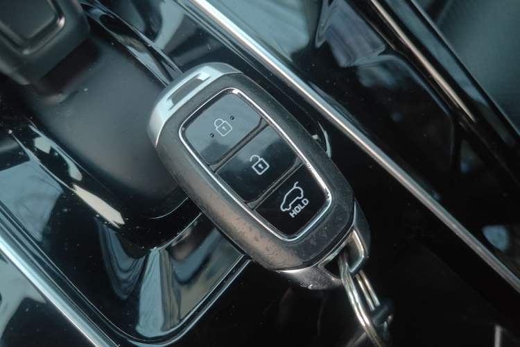 Used Hyundai ix25 2020 1.5L CVT DLX Prestige Version Vehicle Key