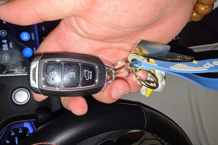 Used Hyundai ix25 2020 1.5L CVT GLS Smart Model Vehicle Key