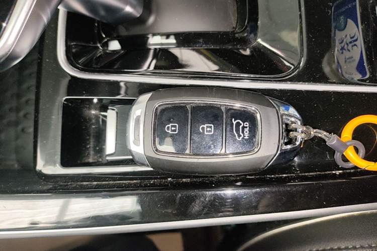 Used Hyundai ix25 2020 1.5L CVT GLS Smart Model Vehicle Key