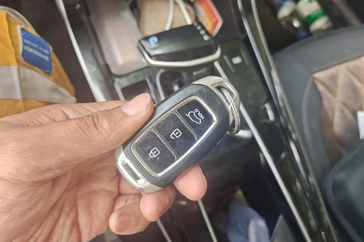 Used Hyundai ix25 2020 1.5L CVT GLS Smart Model Vehicle Key