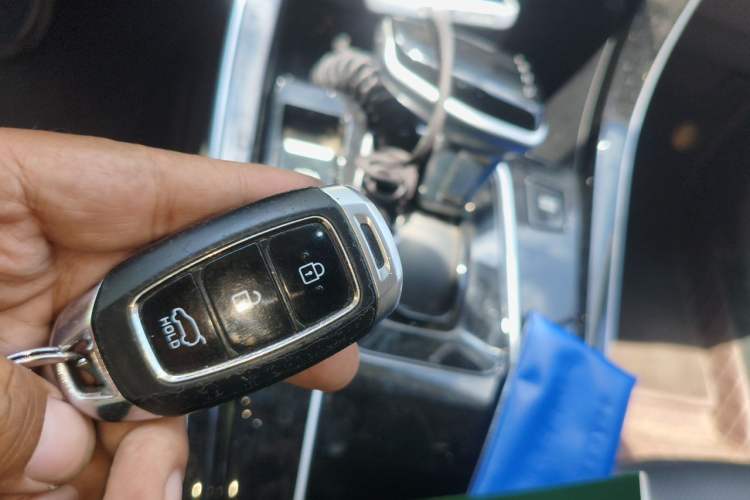 Used Hyundai ix25 2020 1.5L CVT DLX Prestige Version Vehicle Key