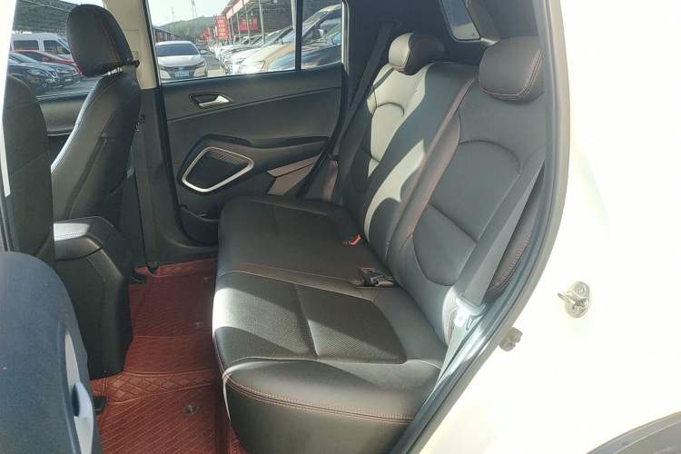 Used Hyundai ix35 2018 2.0L Manual Two-Wheel Drive Zhiyong·Changzhi Edition Left Rear Seat