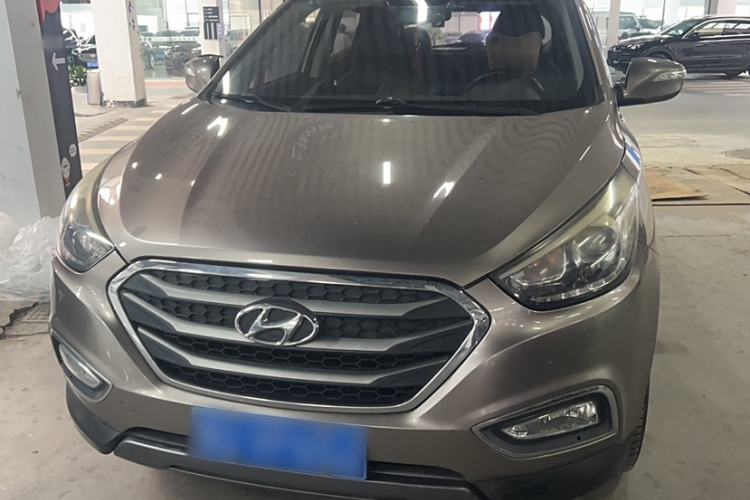 Used Hyundai ix35 2015 2.0L Automatic 2WD Smart Version China V Standard Exterior 1