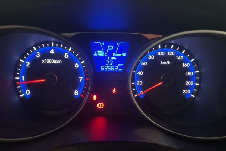 Used Hyundai ix35 2015 2.0L Automatic 2WD Smart Version China V Standard Odometer Close Up