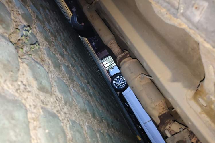 Used Hyundai ix35 2010 2.0L Automatic Two-Wheel Drive Elite Edition GLS Chassis Front Right
