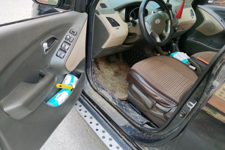 Used Hyundai ix35 2010 2.0L Automatic Two-Wheel Drive New Edition GL Driver Seat