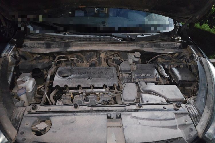 Used Hyundai ix35 2010 2.0L Automatic 4x4 Premium GLS Trim Engine Bay