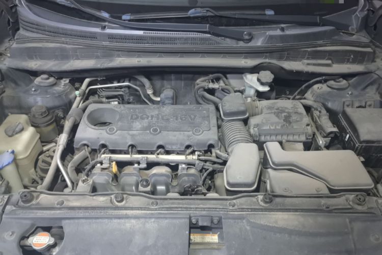 Used Hyundai ix35 2010 2.4L Automatic 2WD Prestige GLS Trim Engine Bay