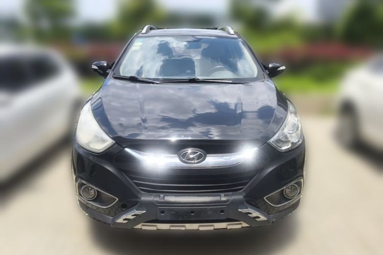 Used Hyundai ix35 2010 2.0L Manual Two-Wheel Drive New Edition GL Front