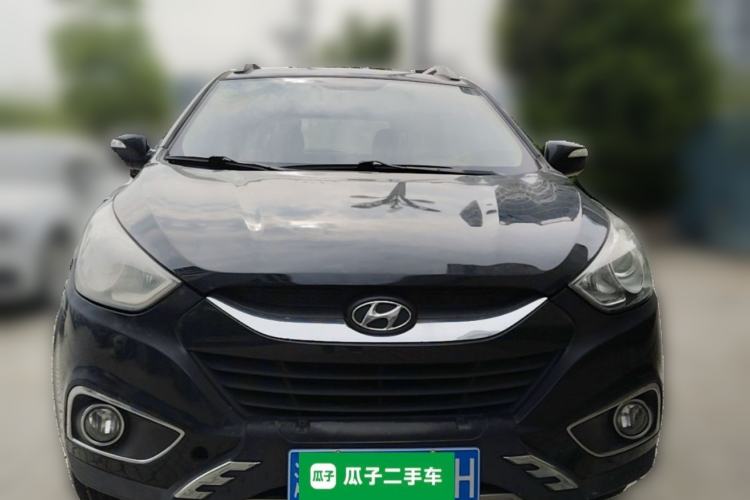 Used Hyundai ix35 2010 2.0L Manual Two-Wheel Drive New Edition GL Front