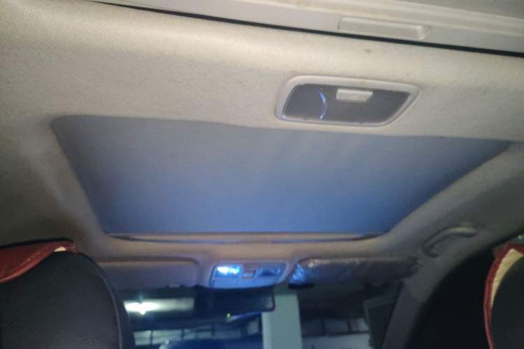 Used Hyundai ix35 2010 2.0L Automatic Two-Wheel Drive Elite Edition GLS Headliner