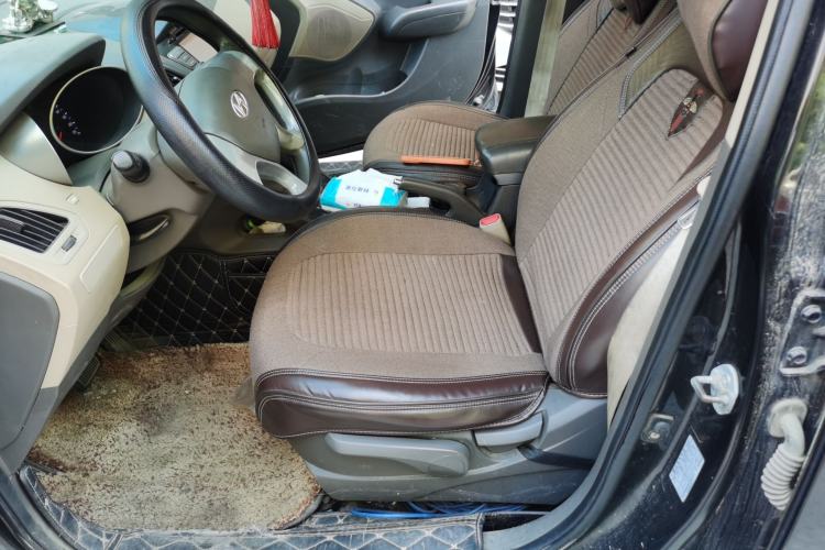 Used Hyundai ix35 2010 2.0L Automatic Two-Wheel Drive New Edition GL Left Front Seat