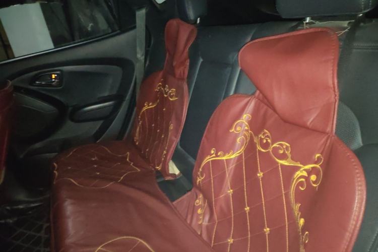 Used Hyundai ix35 2010 2.0L Automatic Two-Wheel Drive Elite Edition GLS Left Rear Seat