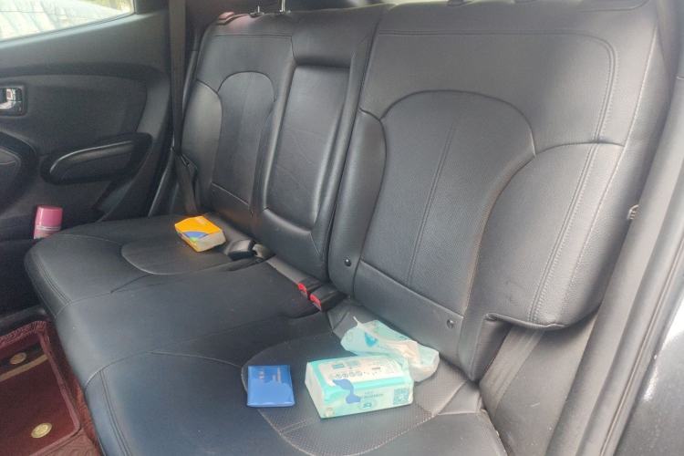 Used Hyundai ix35 2010 2.0L Automatic Two-Wheel Drive Elite Edition GLS Left Rear Seat