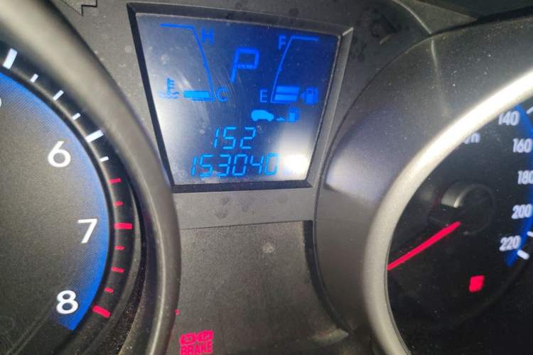 Used Hyundai ix35 2010 2.0L Automatic Two-Wheel Drive Elite Edition GLS Odometer Close Up