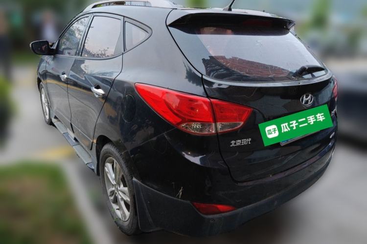 Used Hyundai ix35 2010 2.0L Automatic 4x4 Premium GLS Trim Rear Left 45 Deg