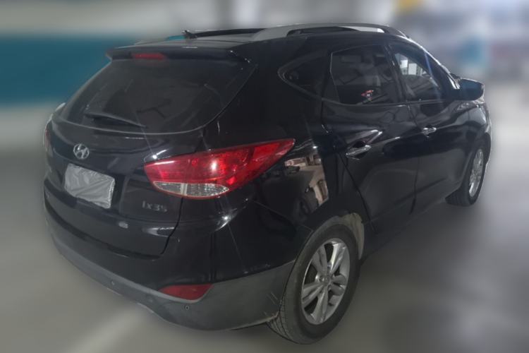 Used Hyundai ix35 2010 2.4L Automatic 2WD Prestige GLS Trim Rear Right 45 Deg