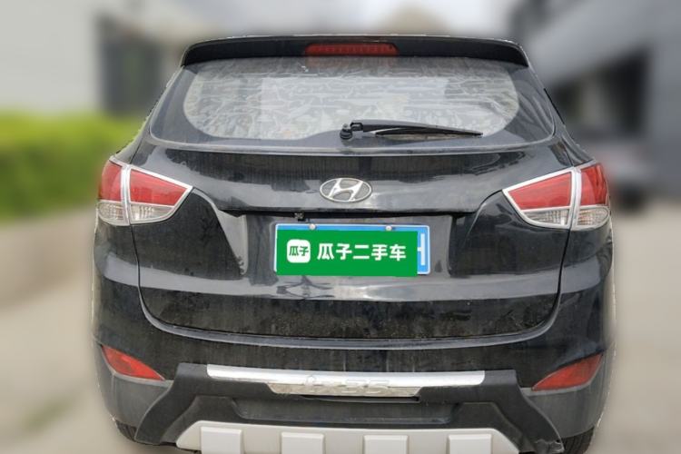 Used Hyundai ix35 2010 2.0L Manual Two-Wheel Drive New Edition GL Rear