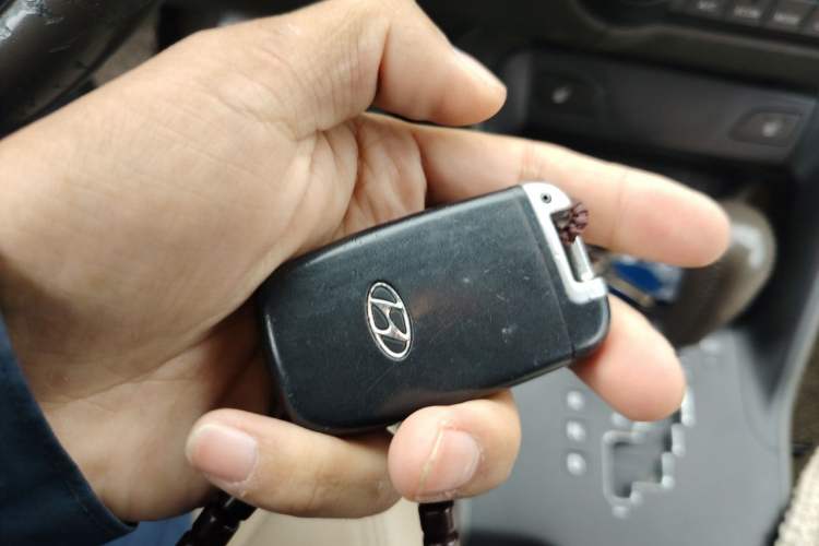 Used Hyundai ix35 2010 2.4L Automatic 4x4 GLS Navigation Edition Vehicle Key