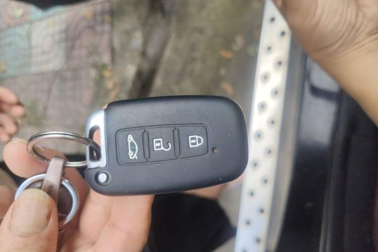 Used Hyundai ix35 2010 2.0L Automatic Two-Wheel Drive Elite Edition GLS Vehicle Key