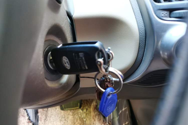 Used Hyundai ix35 2010 2.0L Automatic Two-Wheel Drive New Edition GL Vehicle Key