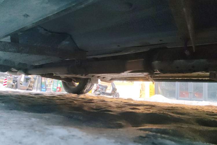 Used Hyundai ix35 2010 2.0L Automatic 4x4 Premium GLS Trim Chassis Front Right