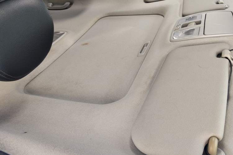 Used Hyundai ix35 2010 2.0L Automatic Two-Wheel Drive Elite Edition GLS Headliner