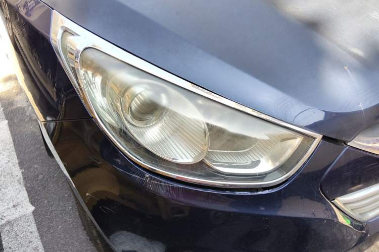 Used Hyundai ix35 2010 2.0L Automatic Two-Wheel Drive Elite Edition GLS Right Front Headlight