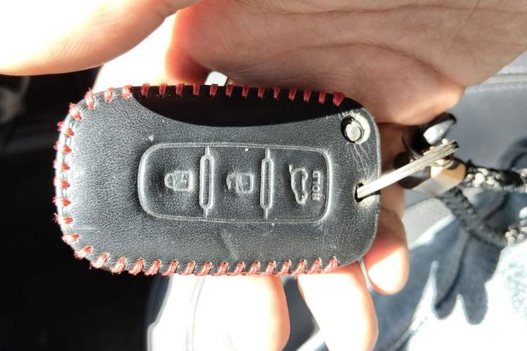Used Hyundai ix35 2010 2.0L Automatic Two-Wheel Drive Elite Edition GLS Vehicle Key