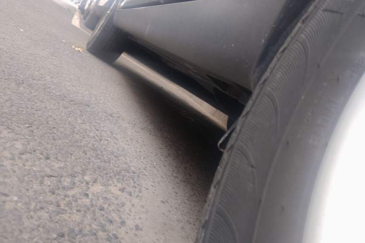 Used Hyundai ix35 2010 2.0L Automatic 4x4 Premium GLS Trim Chassis Rear Left