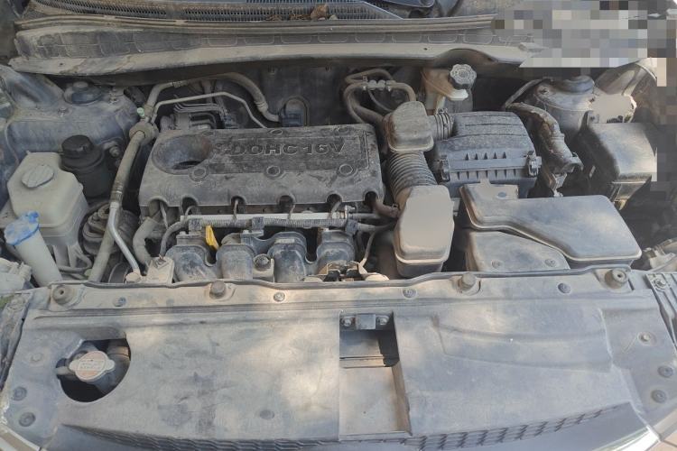 Used Hyundai ix35 2010 2.0L Automatic Two-Wheel Drive Elite Edition GLS Engine Bay
