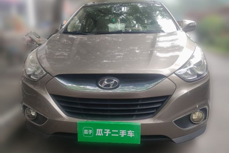 Used Hyundai ix35 2010 2.0L Automatic 4x4 Premium GLS Trim Front