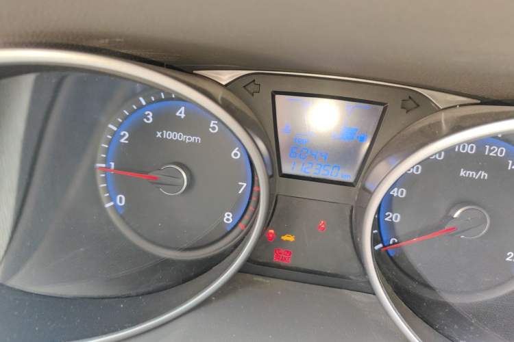 Used Hyundai ix35 2010 2.0L Automatic Two-Wheel Drive Elite Edition GLS Odometer Close Up