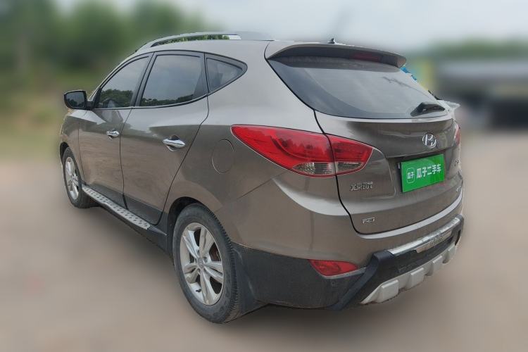 Used Hyundai ix35 2010 2.4L Automatic 4x4 GLS Navigation Edition Rear Left 45 Deg