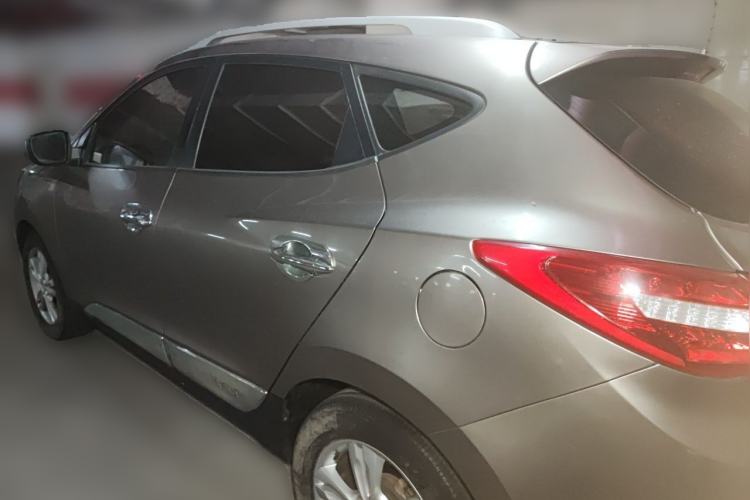 Used Hyundai ix35 2010 2.0L Automatic Two-Wheel Drive Elite Edition GLS Rear Left 45 Deg