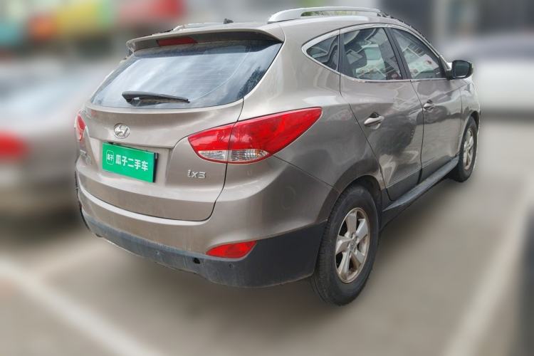 Used Hyundai ix35 2010 2.0L Automatic Two-Wheel Drive New Edition GL Rear Right 45 Deg