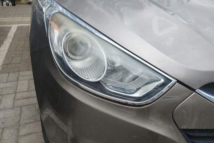 Used Hyundai ix35 2010 2.0L Automatic Two-Wheel Drive New Edition GL Right Front Headlight