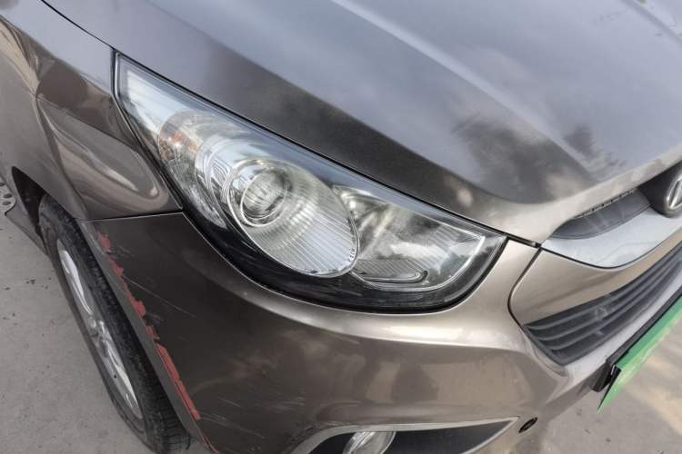 Used Hyundai ix35 2010 2.0L Automatic Two-Wheel Drive Elite Edition GLS Right Front Headlight