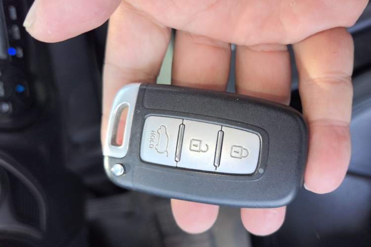 Used Hyundai ix35 2010 2.0L Automatic Two-Wheel Drive Elite Edition GLS Vehicle Key