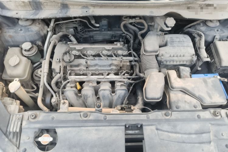 Used Hyundai ix35 2010 2.0L Automatic 4x4 Premium GLS Trim Engine Bay
