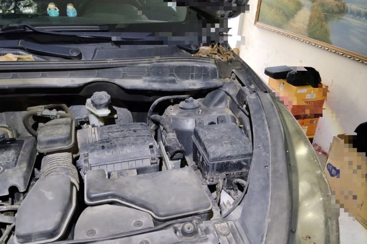Used Hyundai ix35 2010 2.0L Automatic Two-Wheel Drive Elite Edition GLS Engine Bay Left