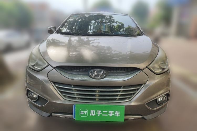 Used Hyundai ix35 2010 2.0L Automatic 4x4 Premium GLS Trim Front