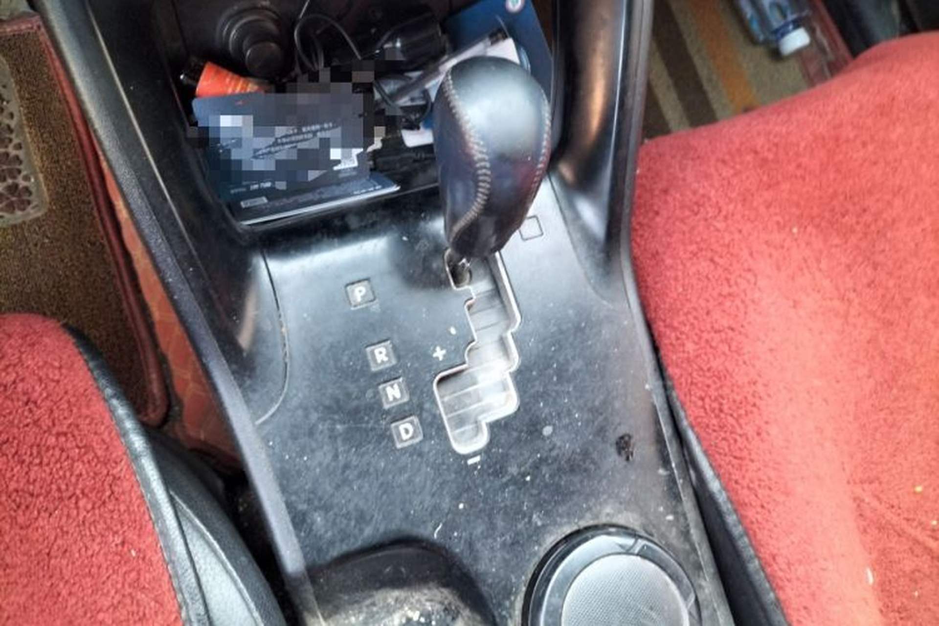Used Hyundai ix35 2010 2.0L Automatic Two-Wheel Drive Elite Edition GLS Gear Lever