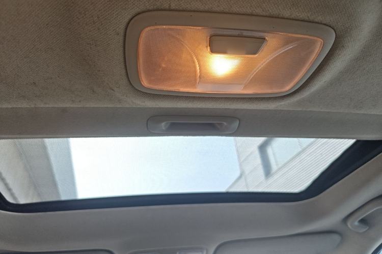 Used Hyundai ix35 2010 2.0L Automatic Two-Wheel Drive New Edition GL Headliner
