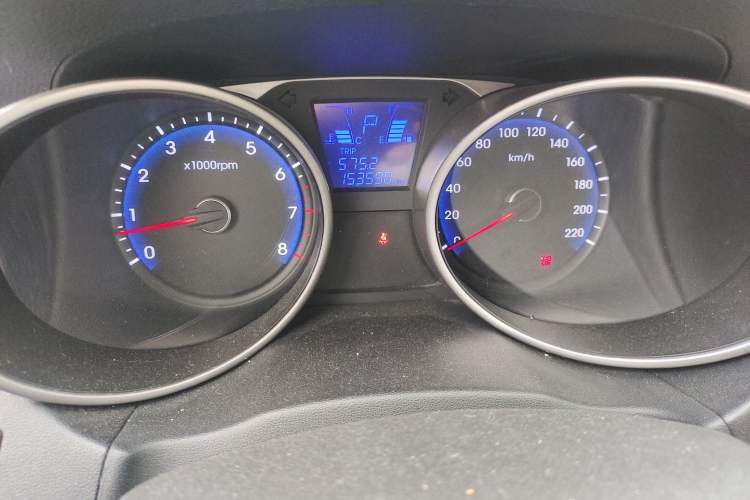 Used Hyundai ix35 2010 2.0L Automatic Two-Wheel Drive Elite Edition GLS Instrument Cluster