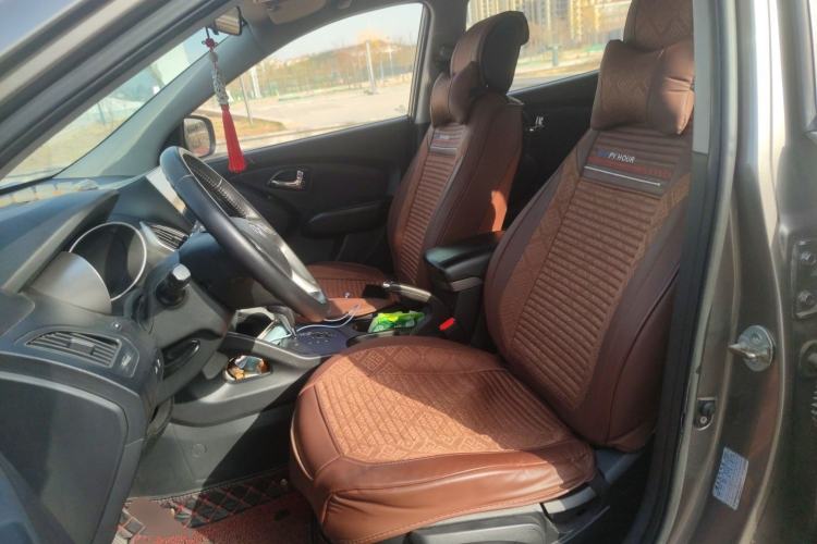 Used Hyundai ix35 2010 2.0L Automatic Two-Wheel Drive Elite Edition GLS Left Front Seat